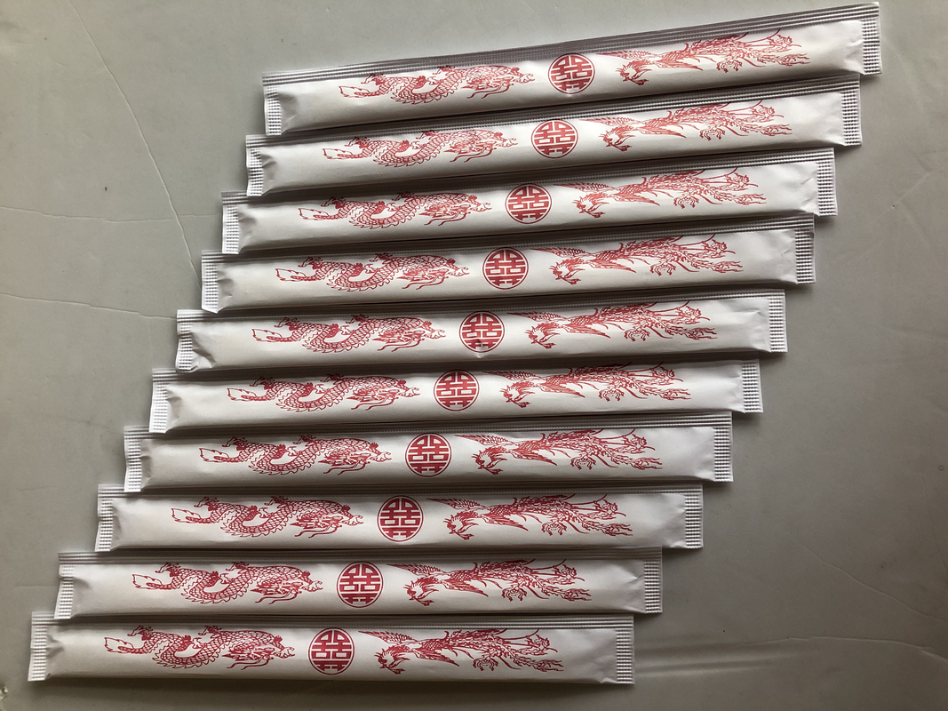 中国の食糧のために包まれる完全なペーパーが付いている21CM -24CM TENSOGE Dispossiableのタケ箸