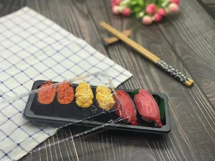透明なふたの使い捨て可能なプラスチック寿司の皿の食品等級